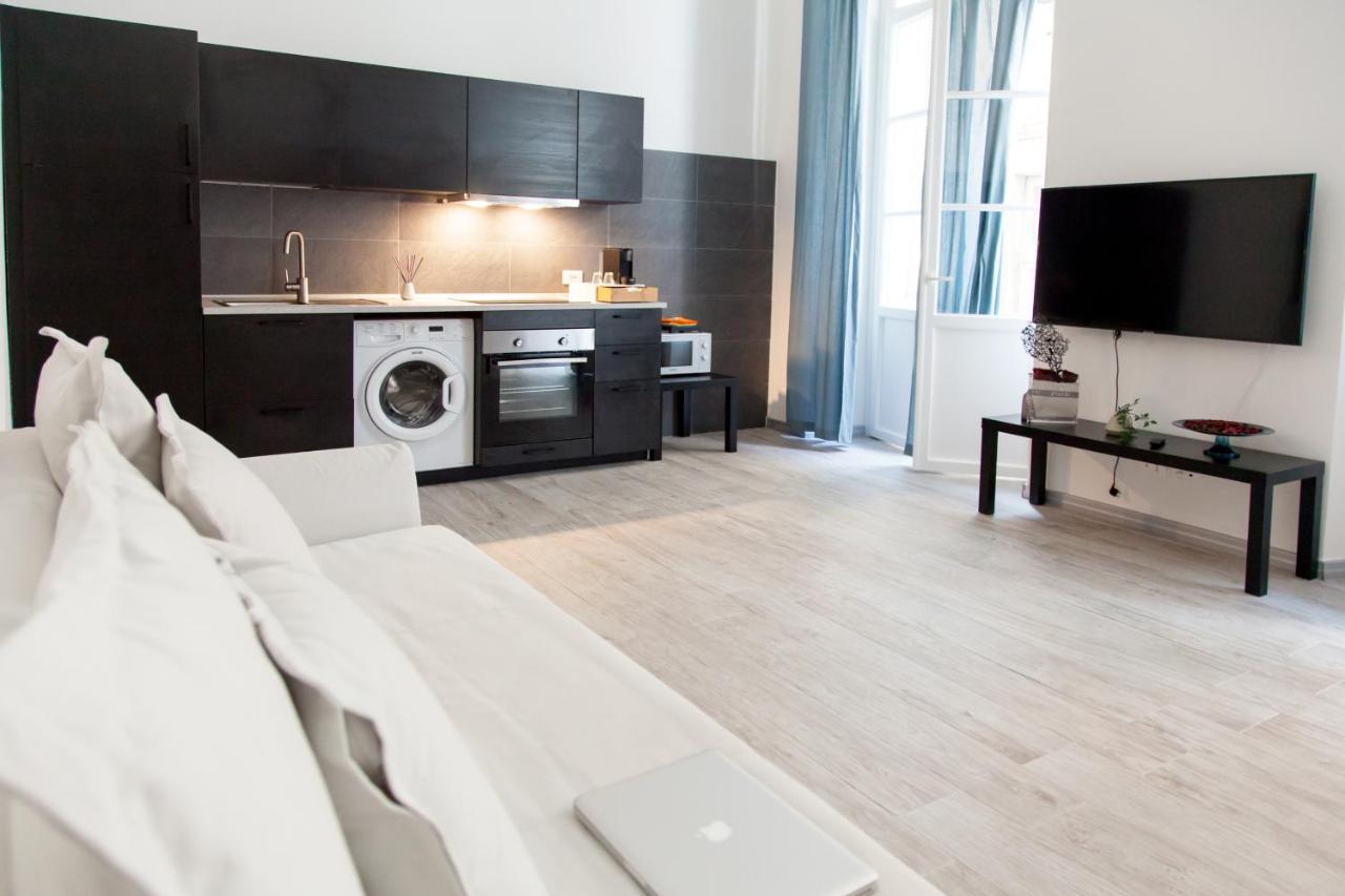 Niu Lux Apartments Cenova Dış mekan fotoğraf