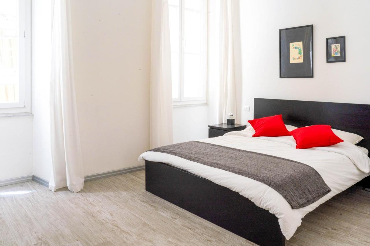 Niu Lux Apartments Cenova Dış mekan fotoğraf